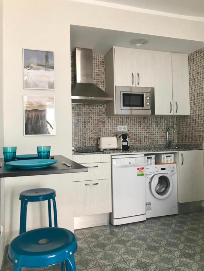 شقة Sea Dreams With Amazing Terrace سيدجيس المظهر الخارجي الصورة